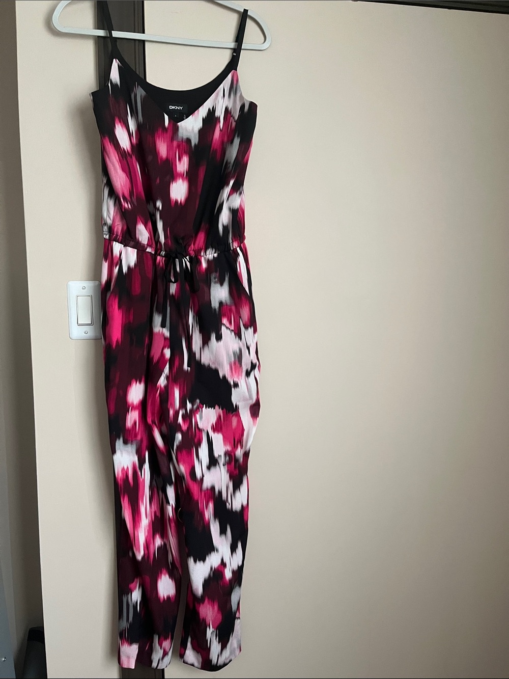 DKNY Pink, Black & White One-Shoulder Print Jumpsuit